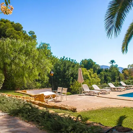 Altozano With Pool, Barbeque, Large Garden, And Fantastic Sea Views Villa